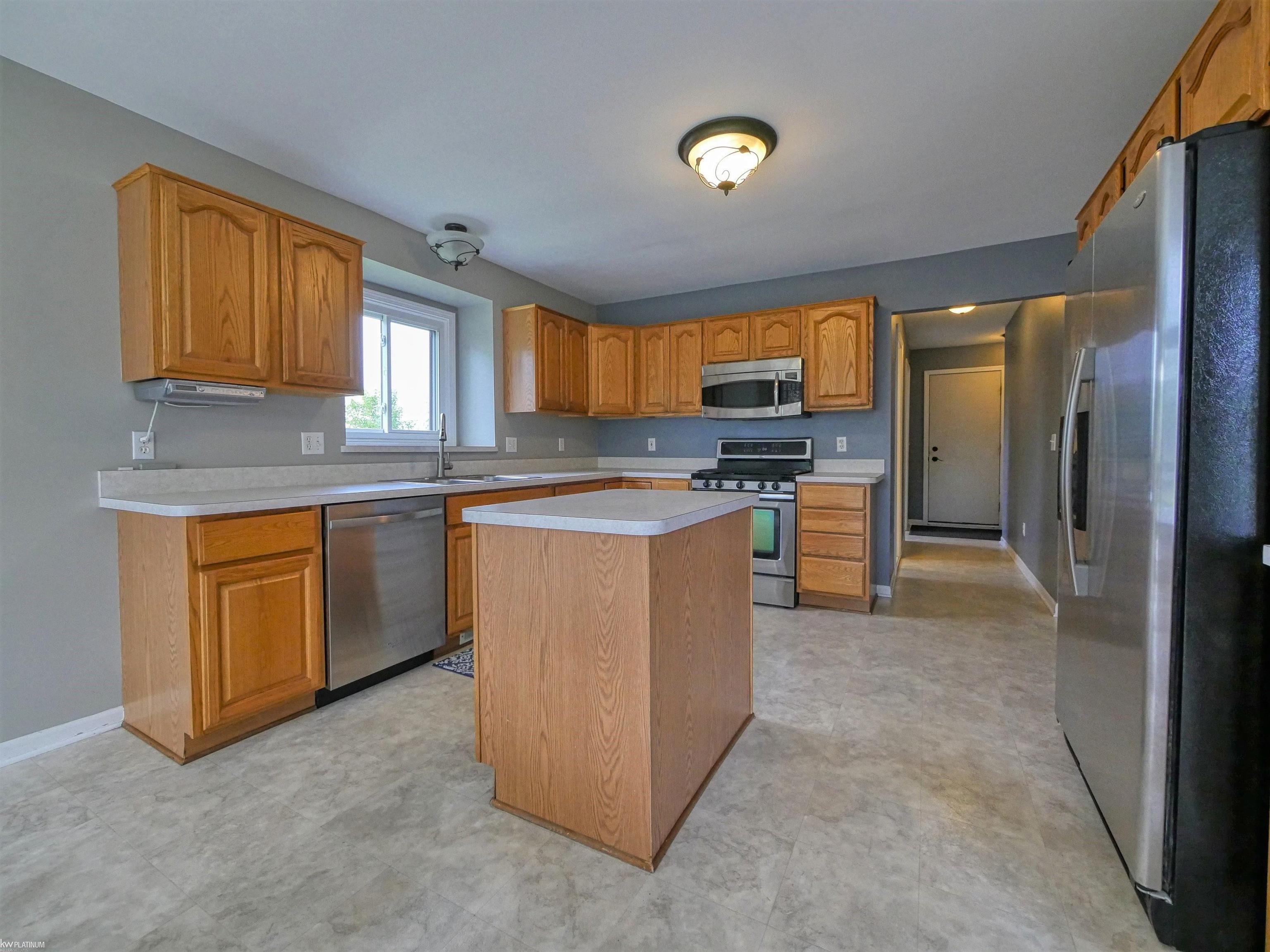 31860 Armada Ridge Road Richmond, MI 48062 - Photo 8 of 47