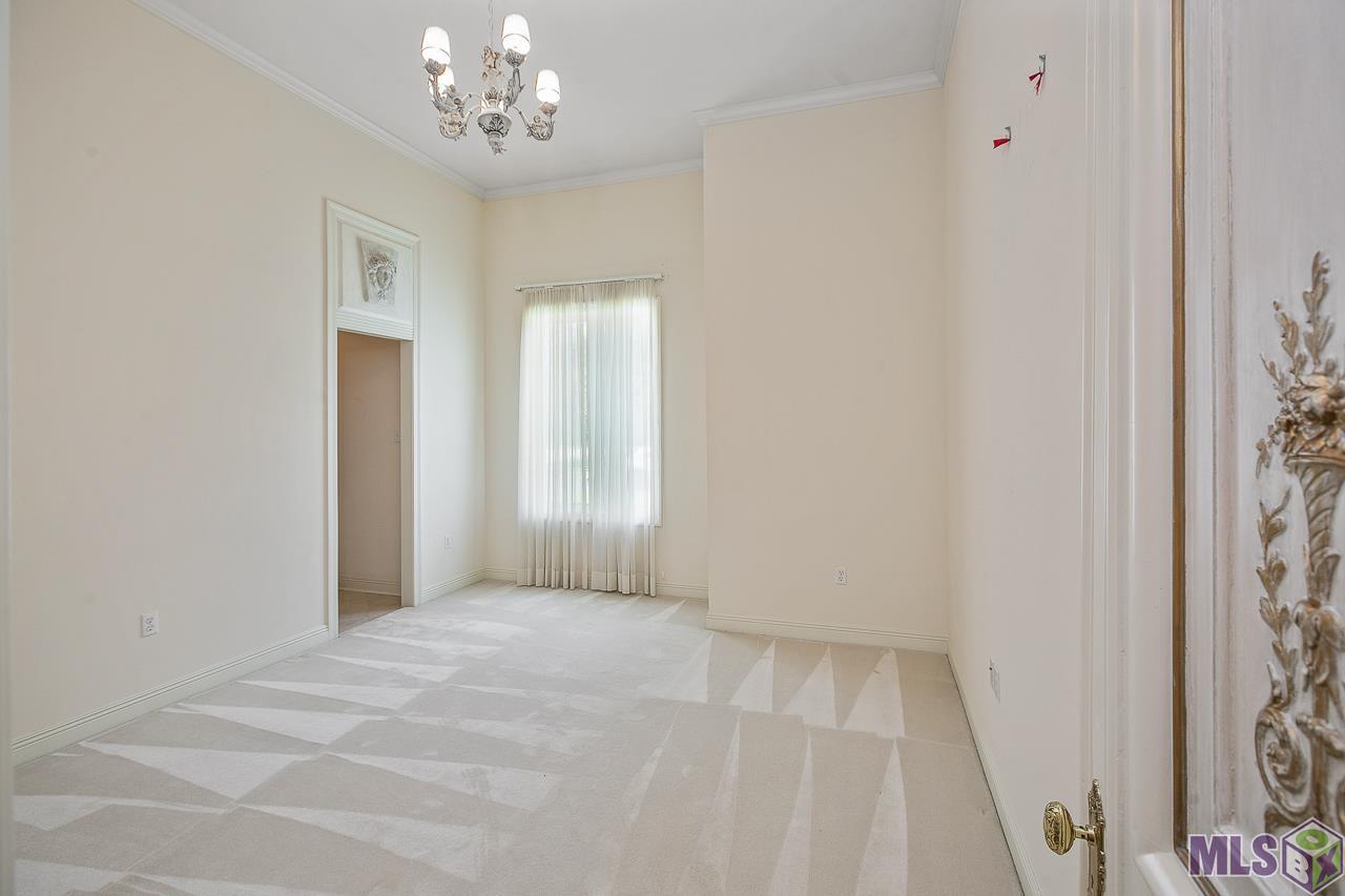 17948 Pecan Shadows Drive Baton Rouge, LA 70810 - Photo 13 of 22