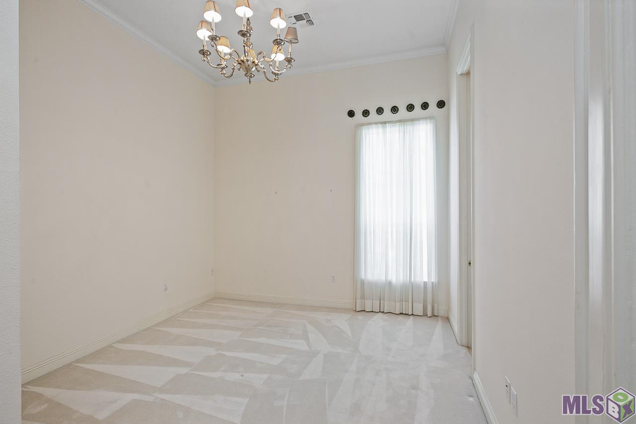 17948 Pecan Shadows Drive Baton Rouge, LA 70810 - Photo 14 of 22