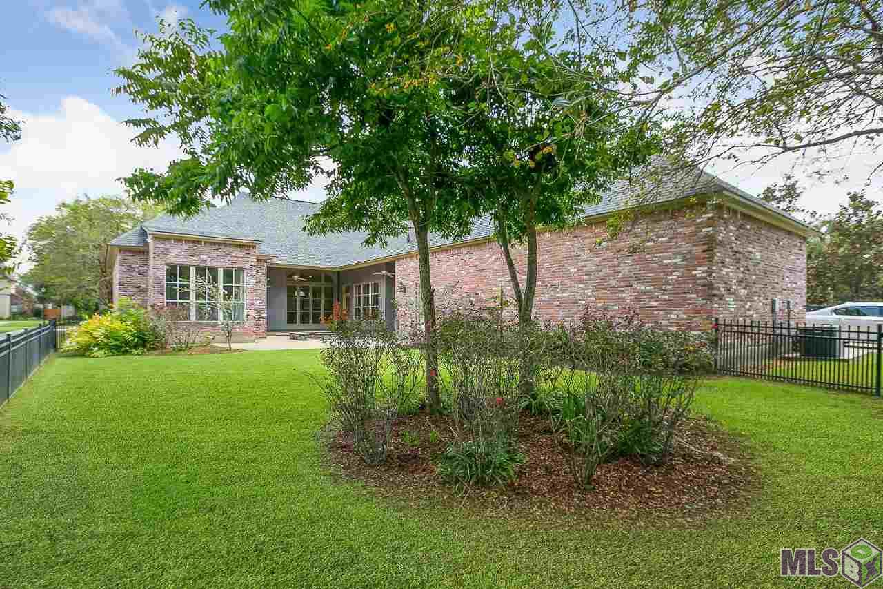 17948 Pecan Shadows Drive Baton Rouge, LA 70810 - Photo 21 of 22