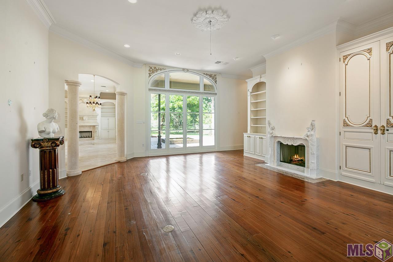 17948 Pecan Shadows Drive Baton Rouge, LA 70810 - Photo 4 of 22