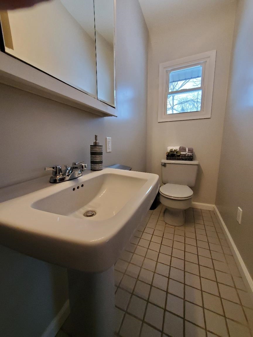 2525 West Wing Road Mount Pleasant, MI 48858 - Photo 36 of 71 1893992-35.JPG