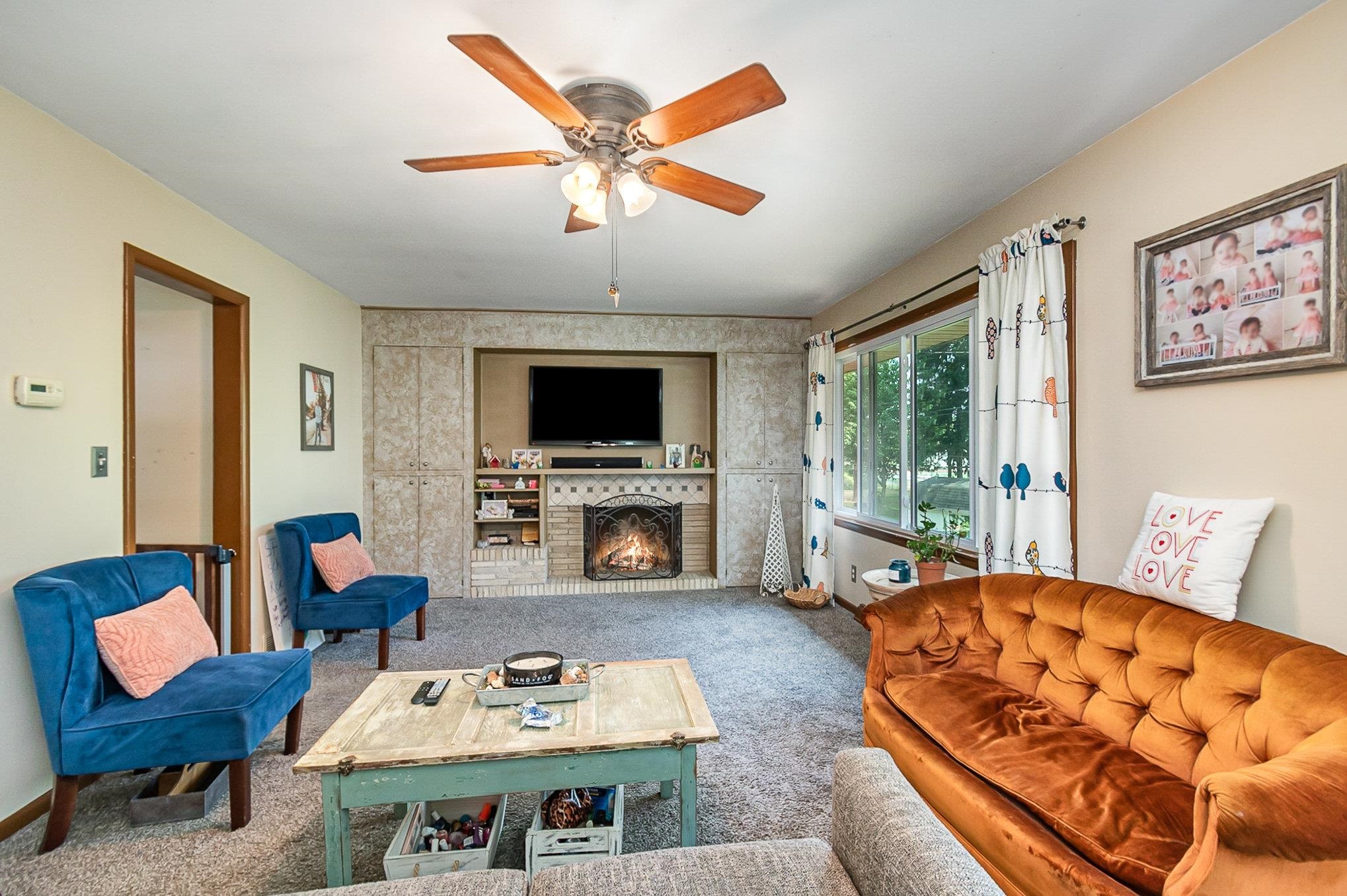 915 Falkirk Road Alma, MI 48801 - Photo 3 of 25 1912871-2.JPG