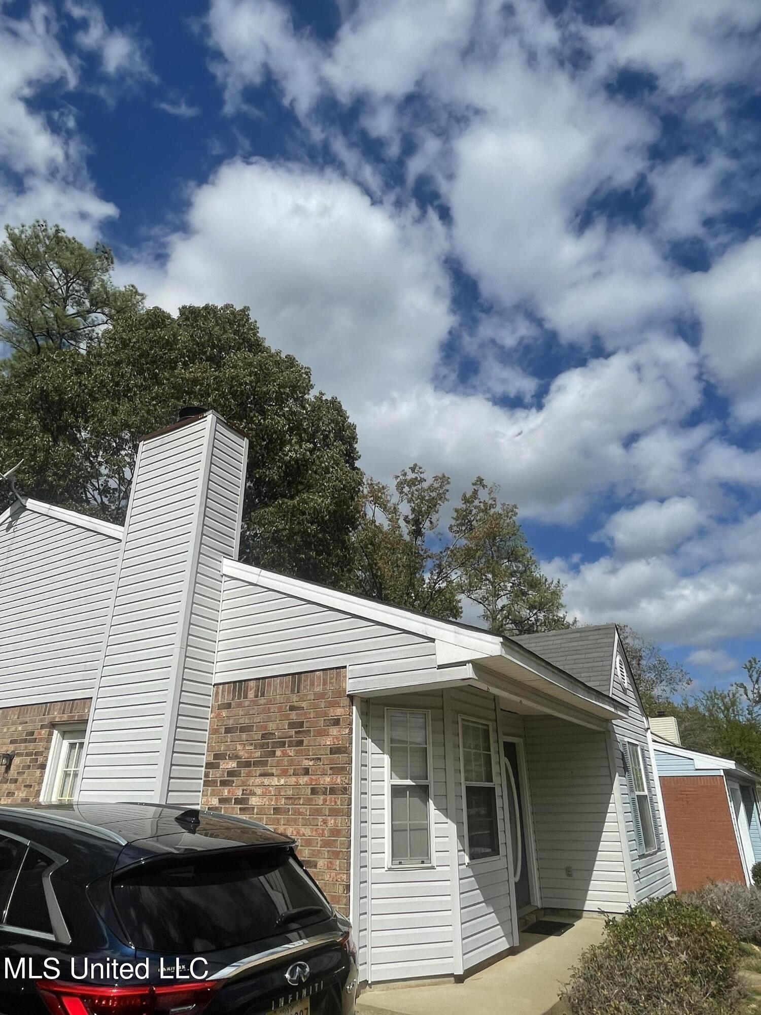 587 Bryceland Boulevard Ridgeland, MS 39157 - Photo 3 of 7 IMG_4940