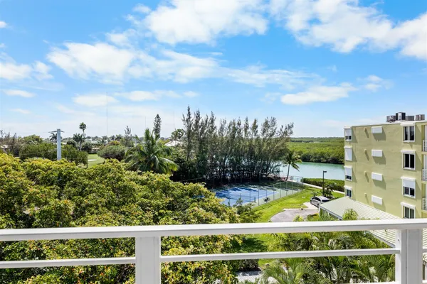 $1,250,000 | 1515 Sombrero Boulevard, Unit 4A, Marathon, FL 33050