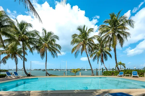 $1,250,000 | 1515 Sombrero Boulevard, Unit 4A, Marathon, FL 33050