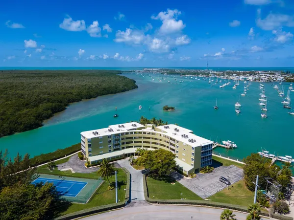 $1,250,000 | 1515 Sombrero Boulevard, Unit 4A, Marathon, FL 33050