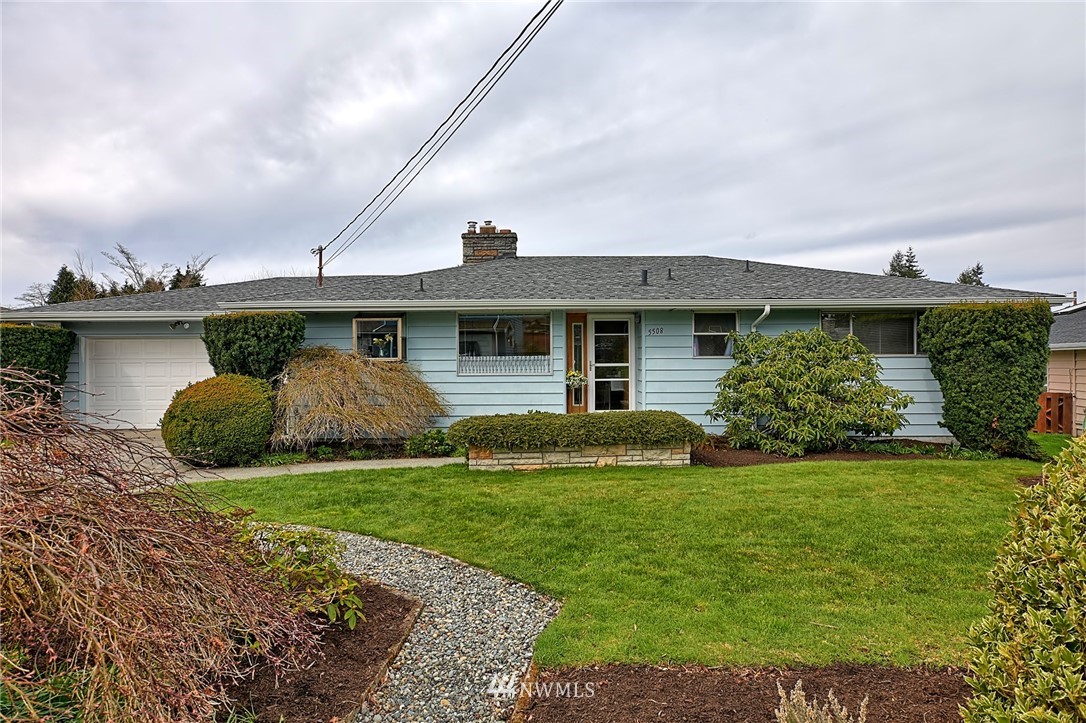 5508 Sunset Lane Everett, WA 98203 - Photo 2 of 32