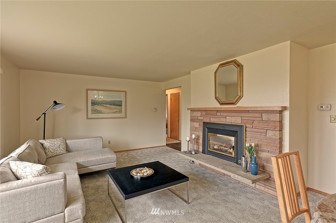 5508 Sunset Lane Everett, WA 98203 - Photo 11 of 32