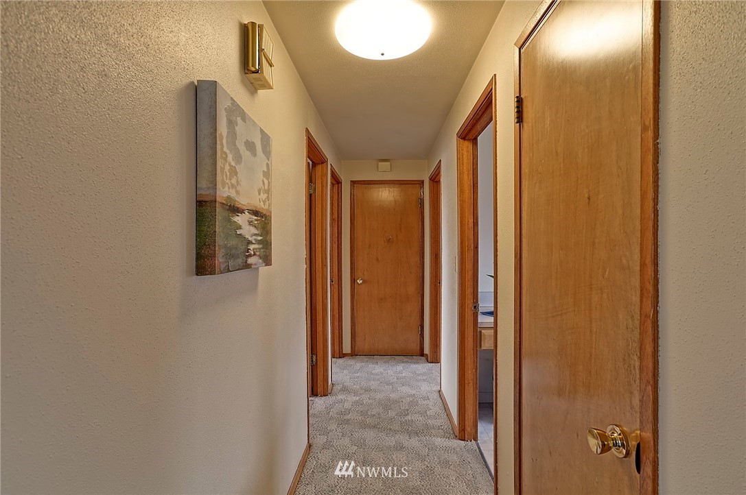 5508 Sunset Lane Everett, WA 98203 - Photo 13 of 32