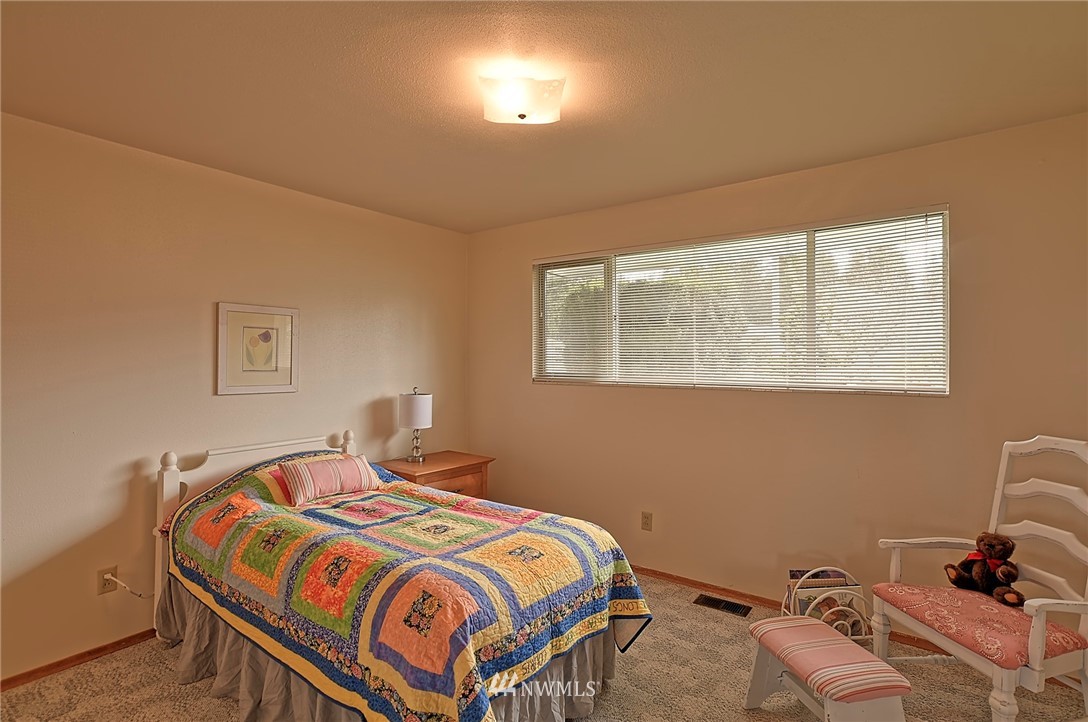 5508 Sunset Lane Everett, WA 98203 - Photo 17 of 32