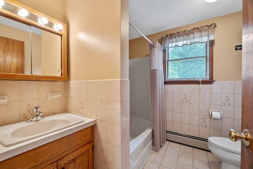 46 Samoset Road Peabody, MA 01960 - Photo 9 of 38 Gallery Image 9