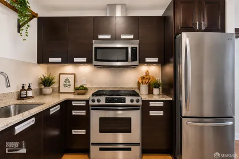 $888,000 | 300 Berry Street, Unit 118, San Francisco, CA 94158