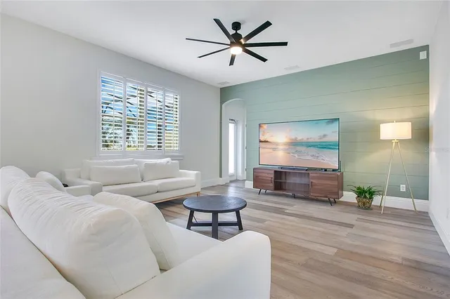 $3,950 | 15049 Spinnaker Cove Lane, Winter Garden, FL 34787