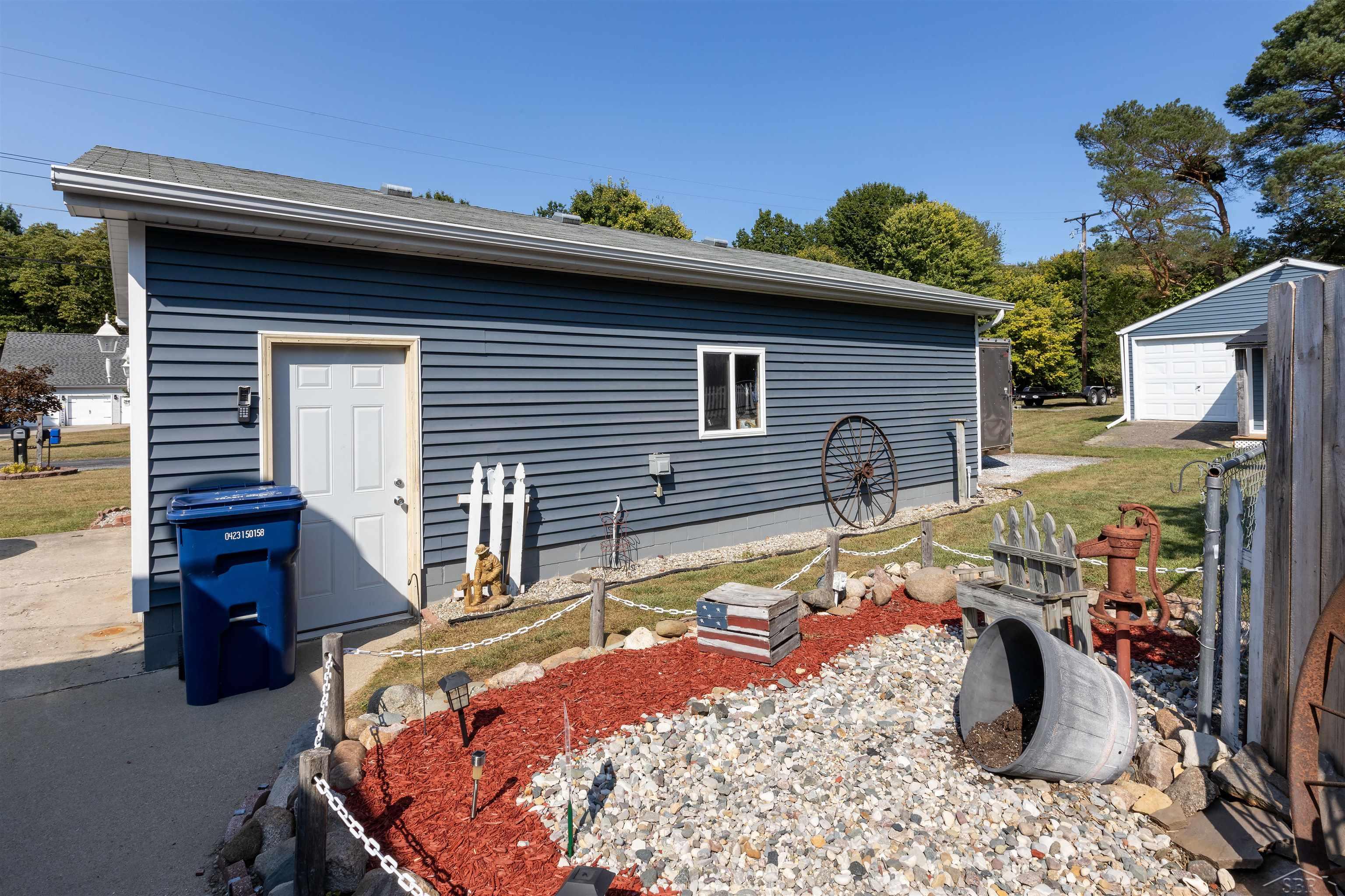 6015 South Graham Road St. Charles, MI 48655 - Photo 28 of 49