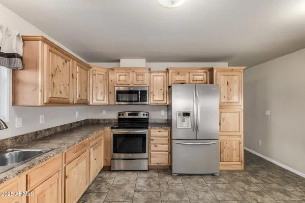 $59,900 | 2650 West Union Hills Drive, Unit 231, Phoenix, AZ 85027