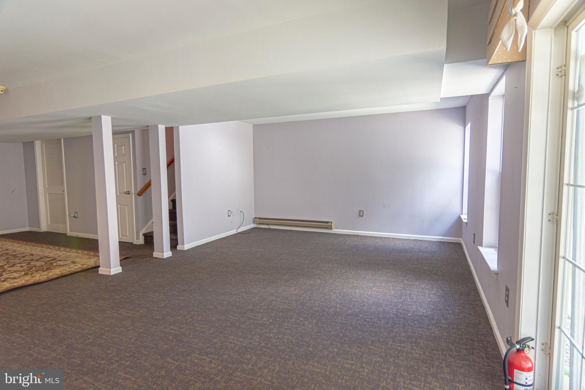 6 Howe Court Pennington, NJ 08534 - Photo 28 of 35 an empty room that has a grey walls