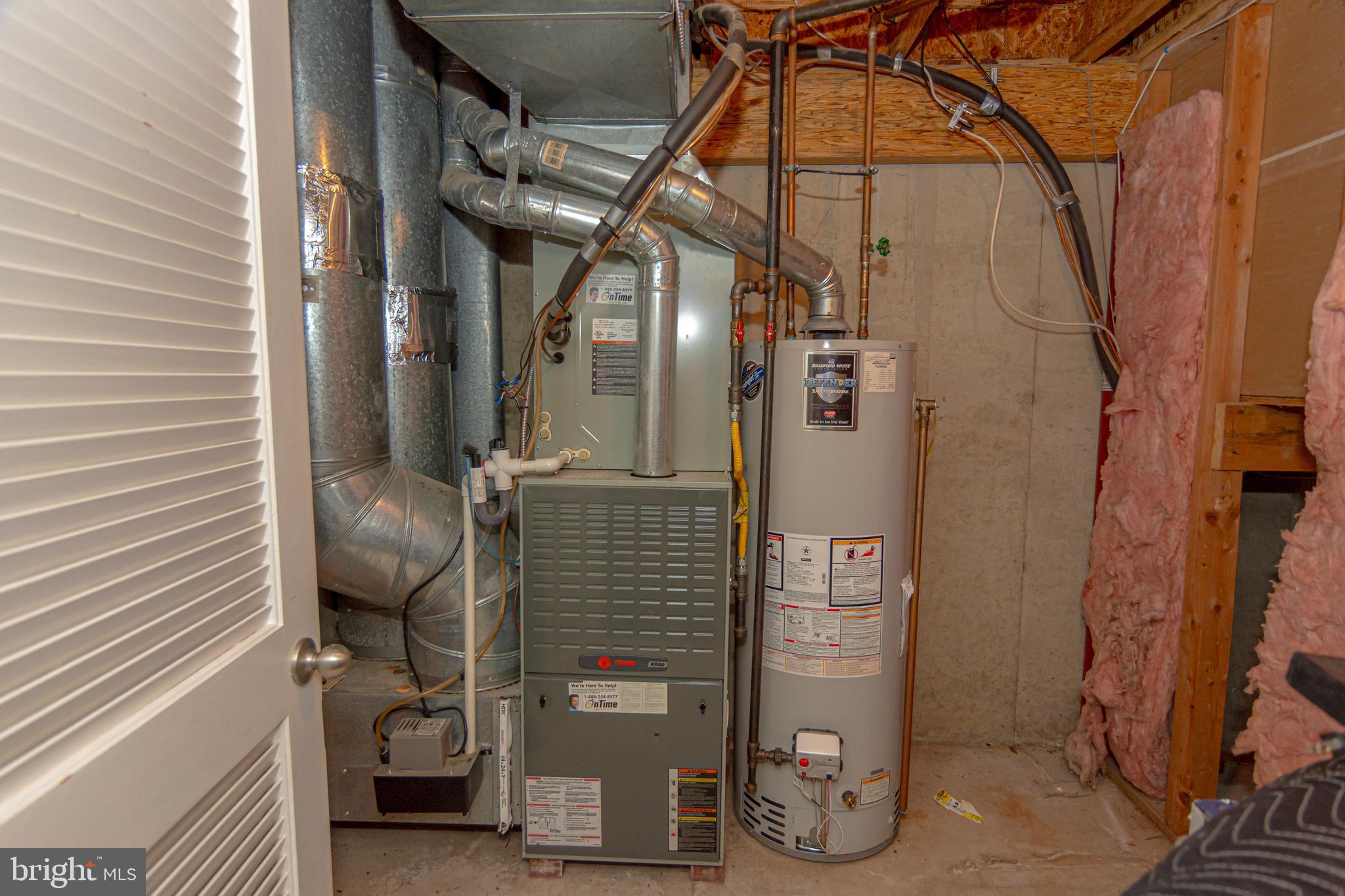 6 Howe Court Pennington, NJ 08534 - Photo 31 of 35 a bathroom with a toilet and a shower