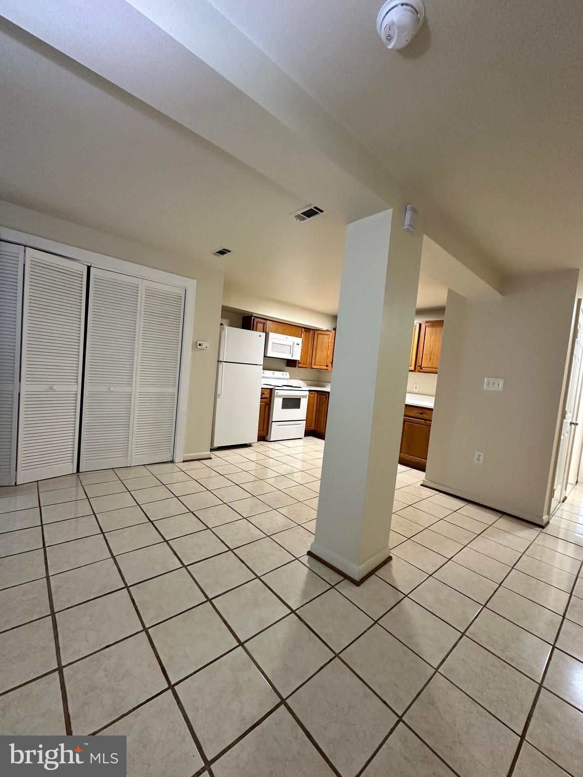 204 16th Street Southeast, Unit B Washington, DC 20003 - Photo 5 of 13