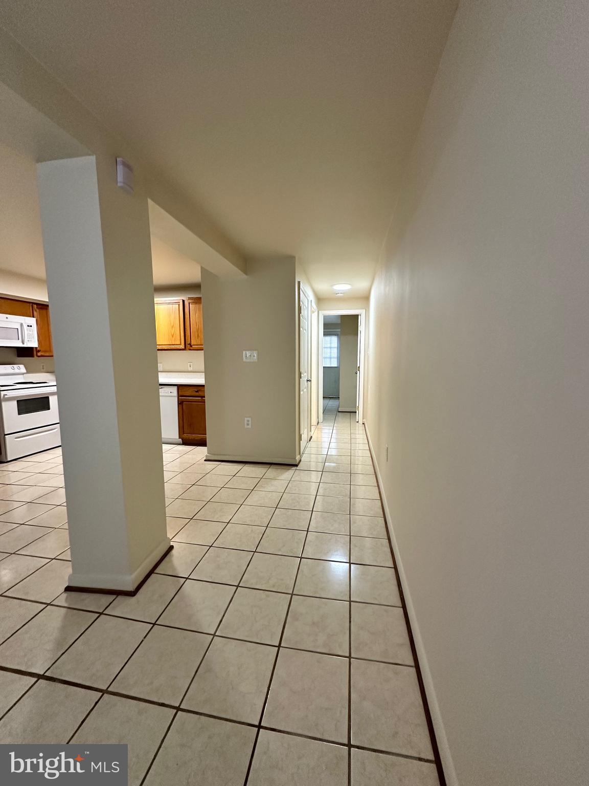 204 16th Street Southeast, Unit B Washington, DC 20003 - Photo 6 of 13