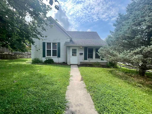 $3,600 | 200 East 2nd Street, Bloomington, IN 47401
