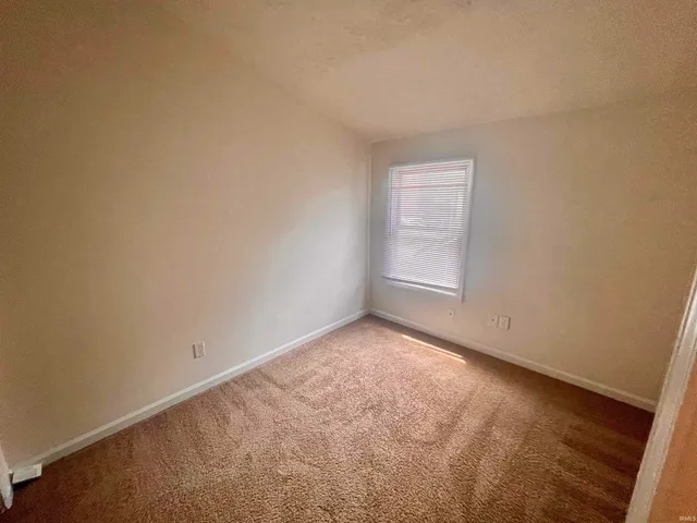 $3,600 | 200 East 2nd Street, Bloomington, IN 47401