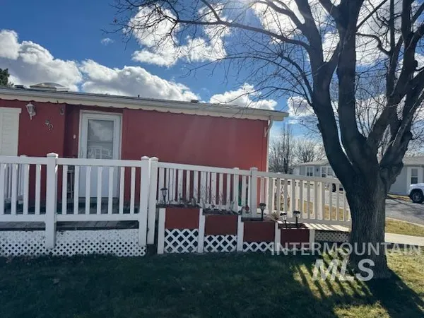 $80,000 | 910 Moonglo, Unit 49, Buhl, ID 83316