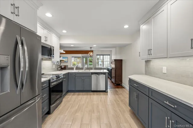 $649,000 | 515 High Street, Unit 10, Port Jefferson, NY 11777