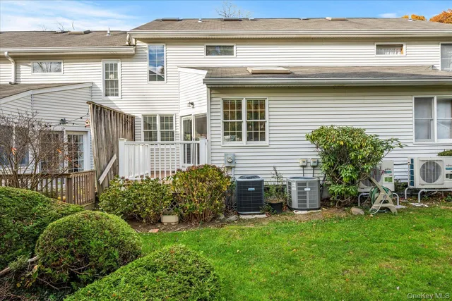 $649,000 | 515 High Street, Unit 10, Port Jefferson, NY 11777