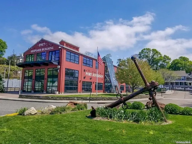 $649,000 | 515 High Street, Unit 10, Port Jefferson, NY 11777