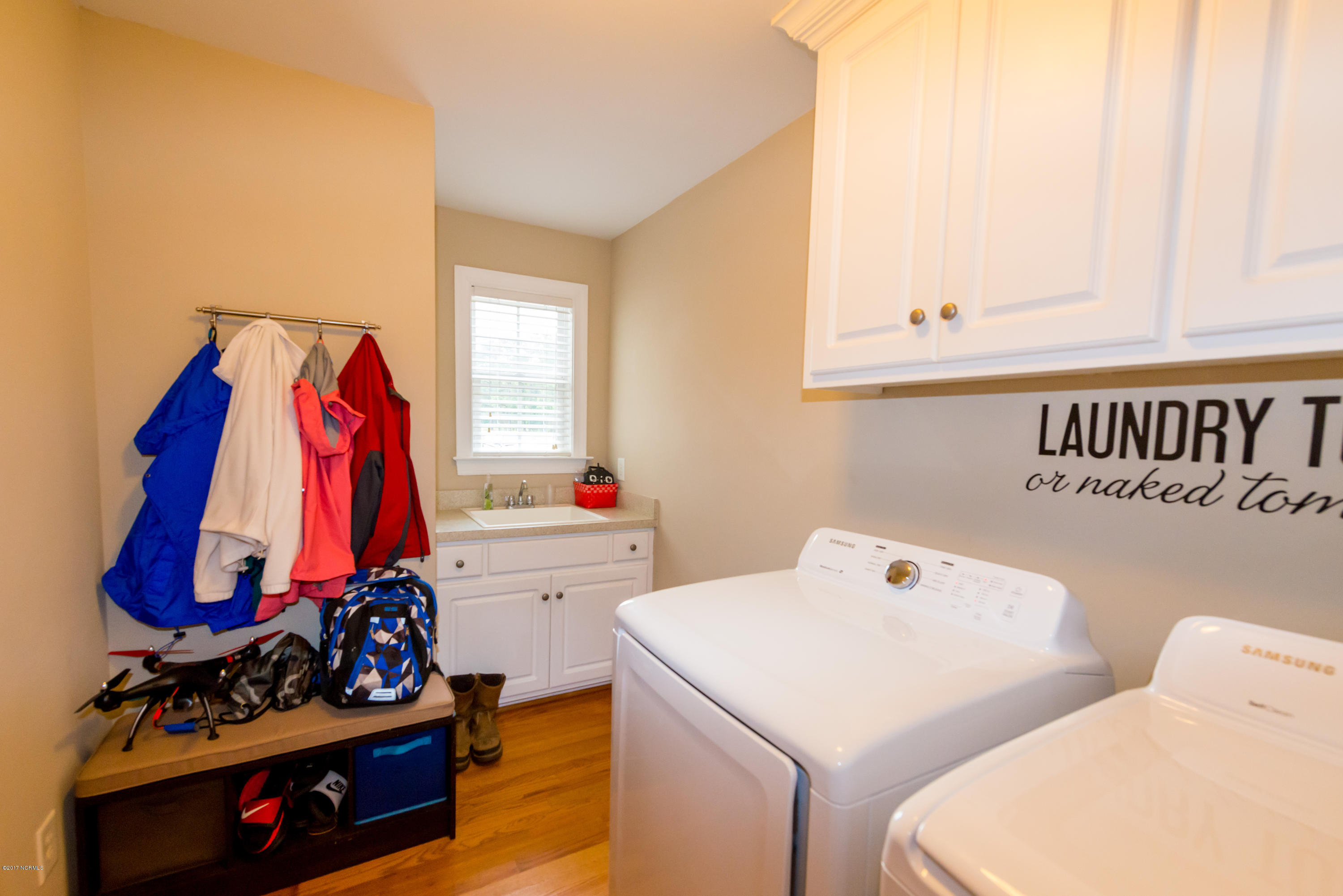 8487 Red Oak Road Battleboro, NC 27809 - Photo 14 of 20 laundry room