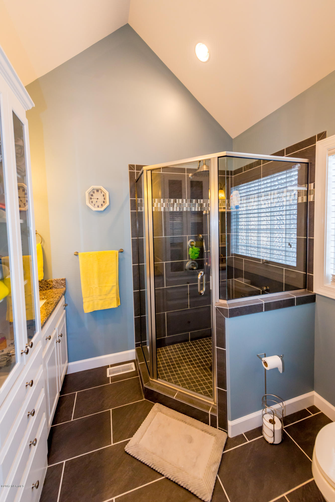 8487 Red Oak Road Battleboro, NC 27809 - Photo 8 of 20 master bathroom