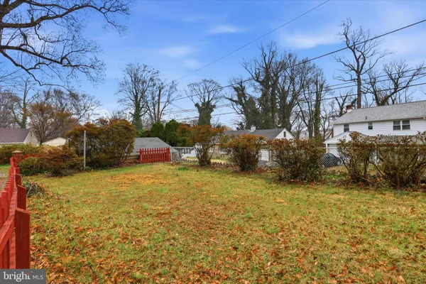 $300,000 | 317 East Glenolden Avenue, Glenolden, PA 19036