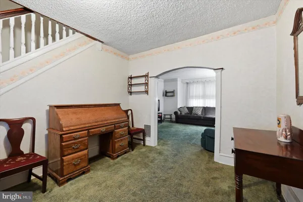 $300,000 | 317 East Glenolden Avenue, Glenolden, PA 19036