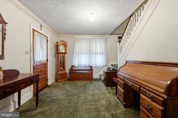 $300,000 | 317 East Glenolden Avenue, Glenolden, PA 19036