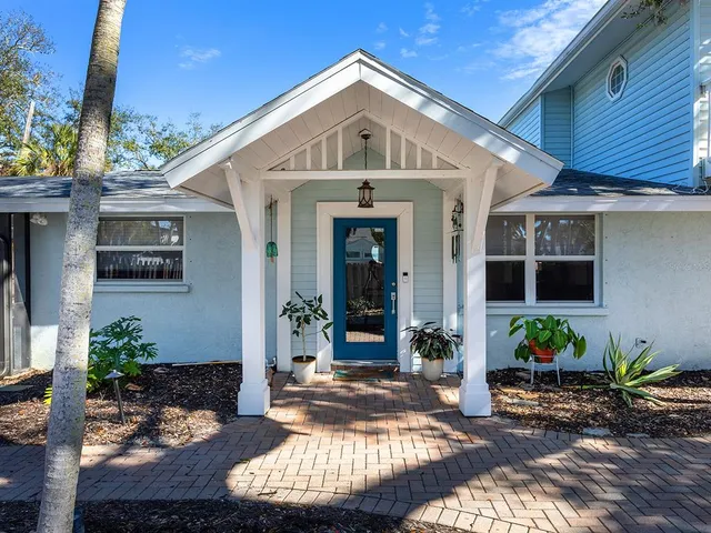 $1,095,000 | 5151 St Albans Avenue, Sarasota, FL 34242