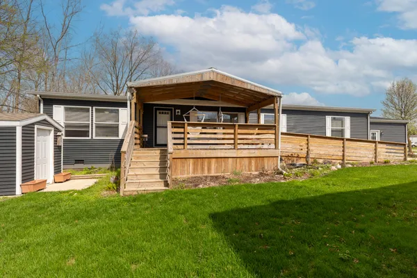 $135,000 | 680 North Gallery Drive, Eaton Rapids, MI 48827