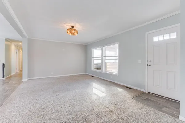 $135,000 | 680 North Gallery Drive, Eaton Rapids, MI 48827