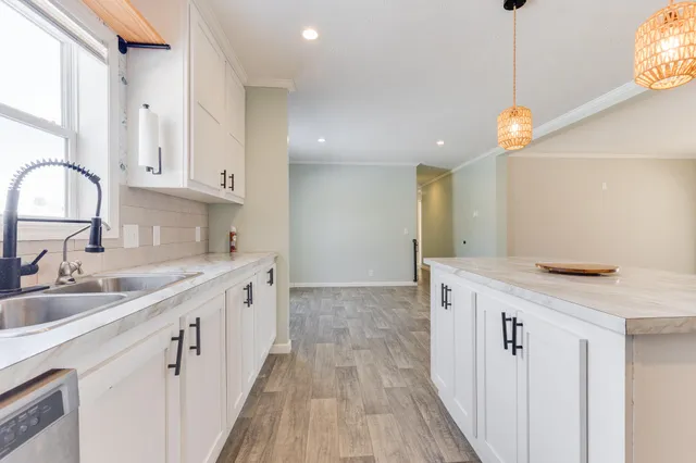 $150,000 | 680 North Gallery Drive, Eaton Rapids, MI 48827