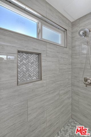 $2,975 | 4415 Don Tomaso Drive, Unit 2, Los Angeles, CA 90008