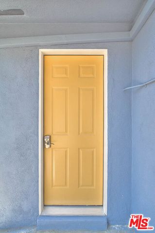 $2,975 | 4415 Don Tomaso Drive, Unit 2, Los Angeles, CA 90008