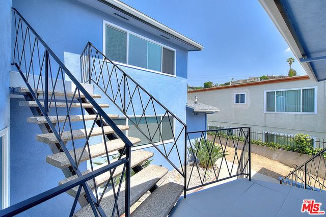 $2,975 | 4415 Don Tomaso Drive, Unit 2, Los Angeles, CA 90008