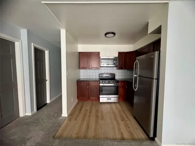 $3,200 | 147-47 231st Street, Unit 2 | Brookville