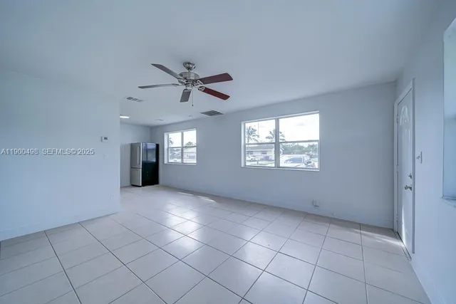 $2,200 | 5613 Southwest 27th Street, Unit 12, West Park, FL 33023