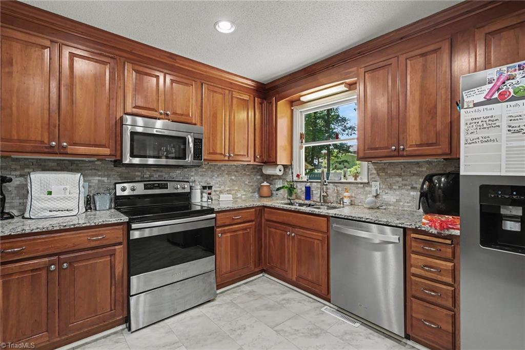 748 Crooked Run Road Rural Hall, NC 27045 - Photo 4 of 41