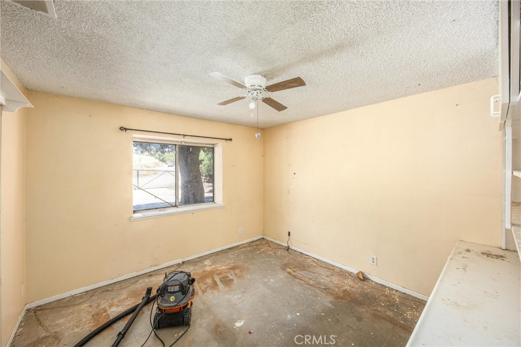 9099 Cajalco Road Corona, CA 92881 - Photo 30 of 70