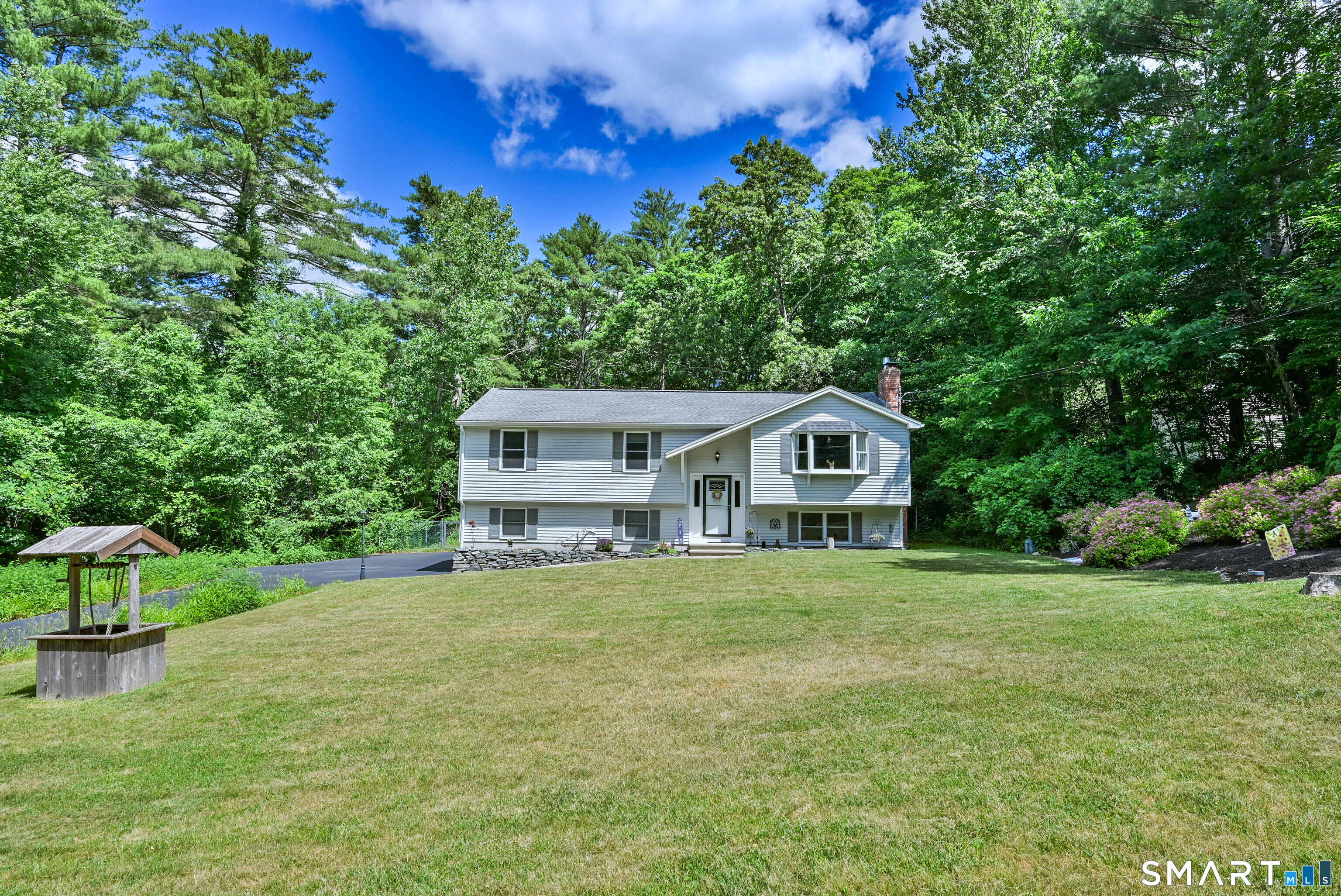 286 Quaddick Town Farm Road Thompson, CT 06277 - Photo 2 of 40