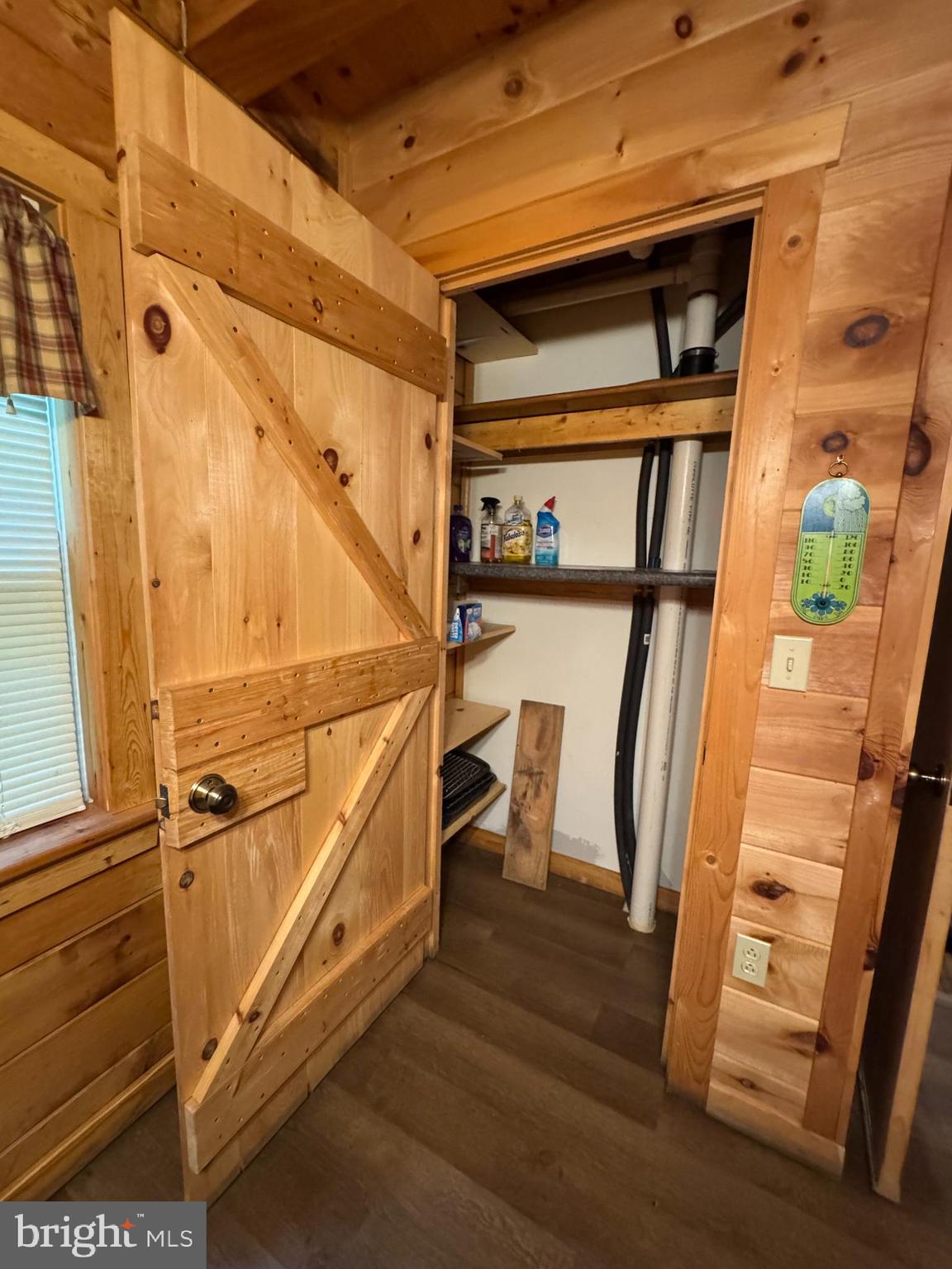 56 Ponderosa Way Milroy, PA 17063 - Photo 11 of 55 a view of entryway