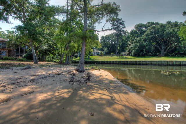 22701 Ecor Rouge Lane Fairhope, AL 36532 - Photo 12 of 45