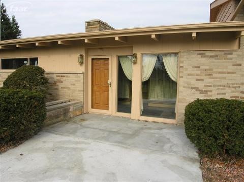 6279 Perry Road Grand Blanc, MI 48439 - Photo 3 of 57 20265457-2.JPG